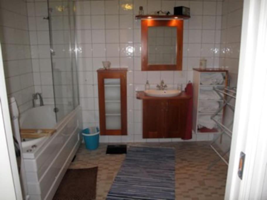 Leilighet 2 Bedroom Luxury Seafront, Free Pick Up! *